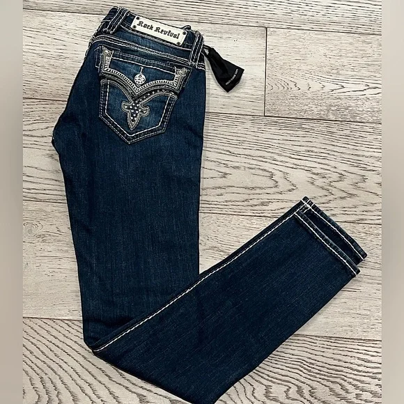 Rock Revival - Darcy Skinny - partial tags attached- New-never worn - Picture 1 of 10